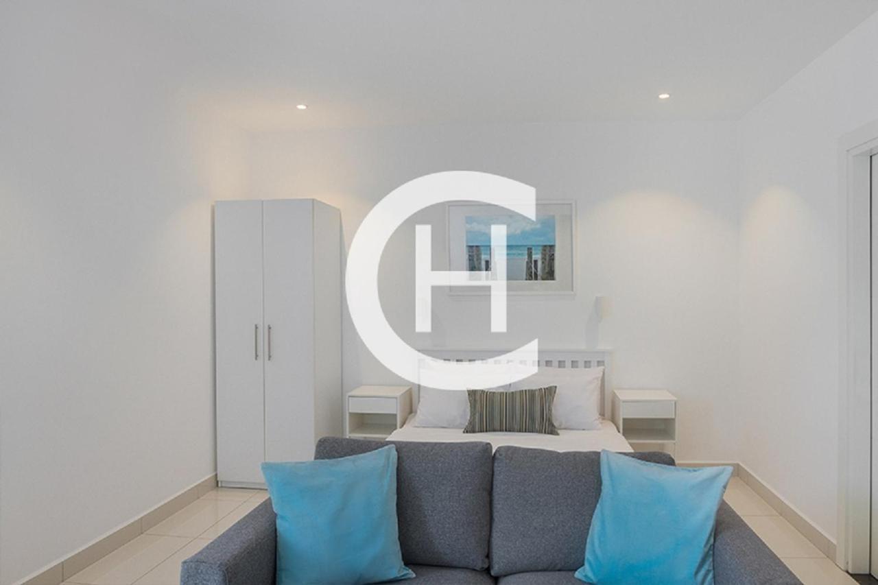 Embassy Gardens By Clifton Homes Accra Ngoại thất bức ảnh