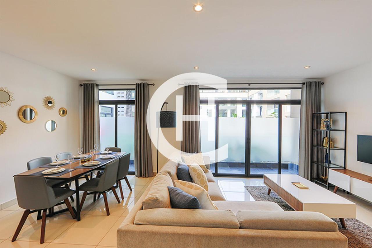 Embassy Gardens By Clifton Homes Accra Ngoại thất bức ảnh